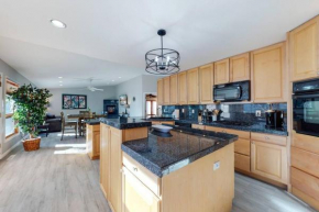 6 bedroom family home along Highline Canal